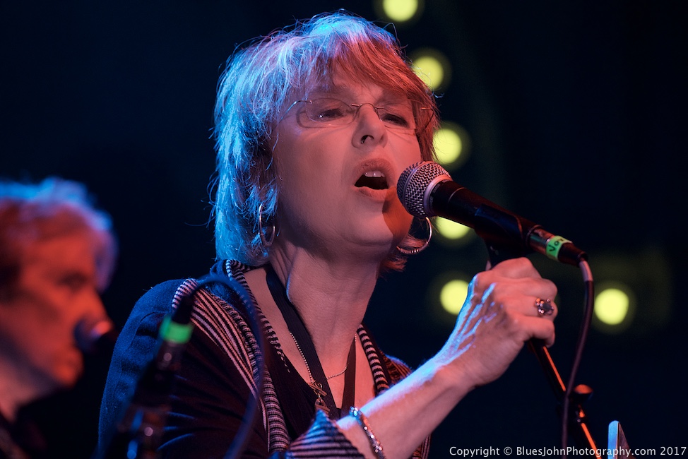 Quarterflash, Crystal Ballroom, photo by John Alcala