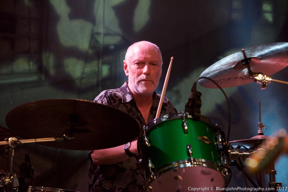 Jon Koonce, Crystal Ballroom, photo by John Alcala