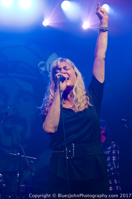 Jon Koonce, Crystal Ballroom, photo by John Alcala