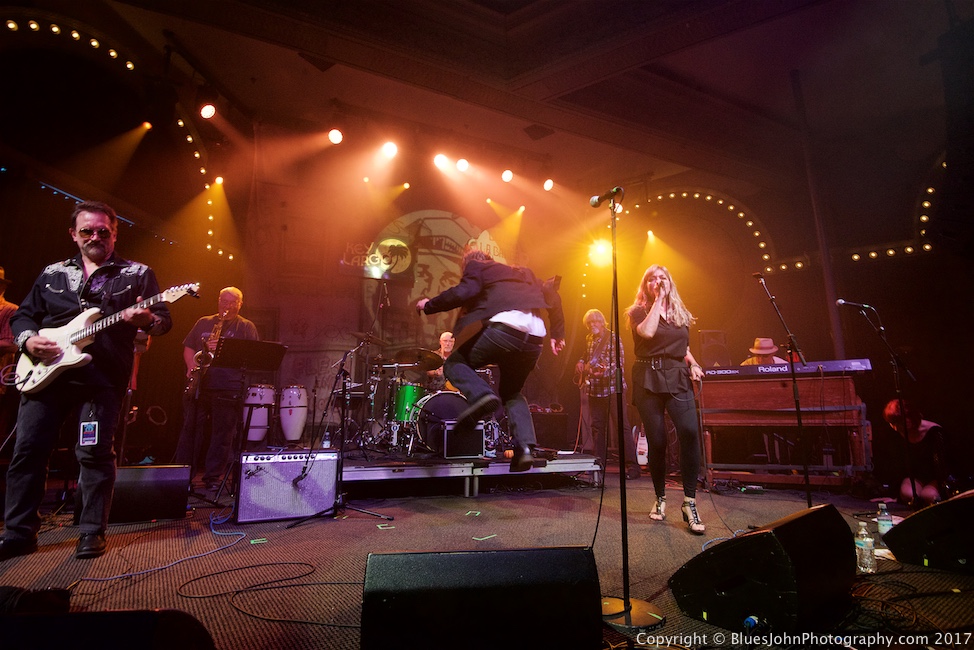 Jon Koonce, Crystal Ballroom, photo by John Alcala