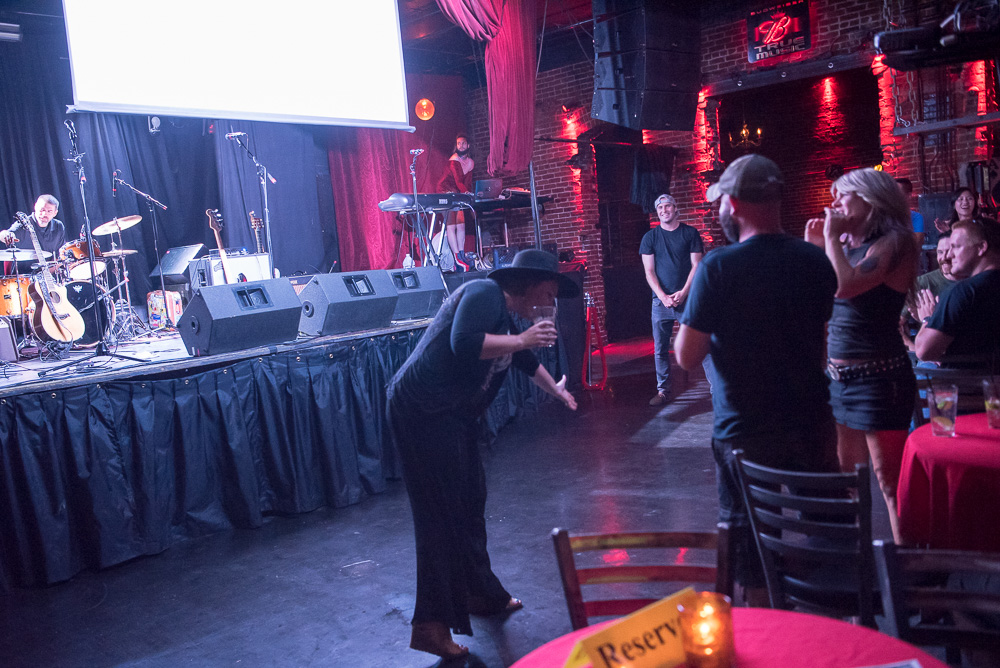 Elke Robitaille, Dante's, photo by Miss Ellanea