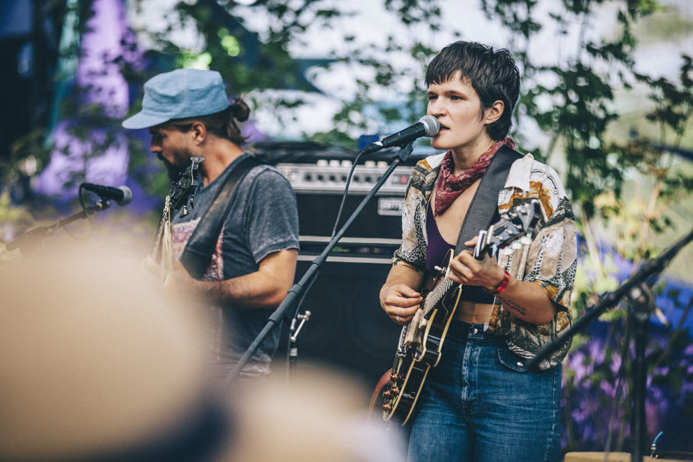 Big Thief, Pickathon, Pendarvis Farm, photo by Sam Gehrke