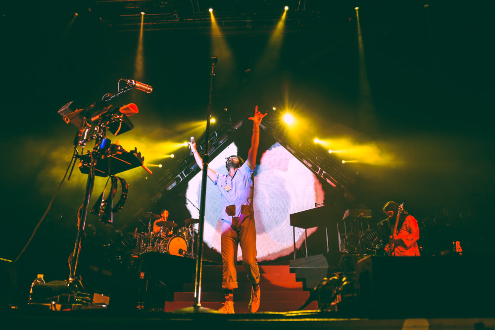 Young the Giant, WaMu Theater, photo by Sydnie Kobza