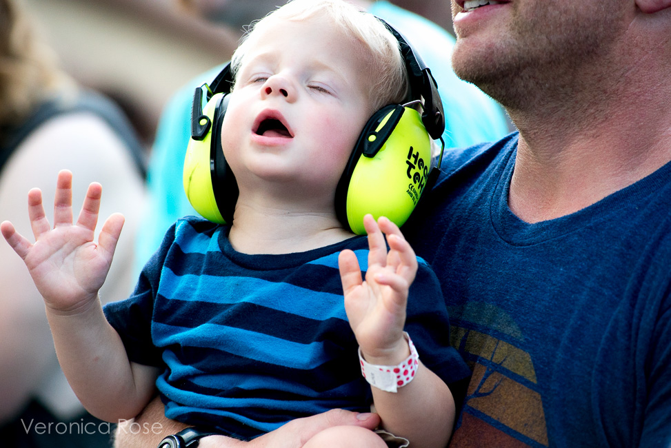 Conor Oberst, M. Ward, Oregon Zoo Amphitheatre, photo by Veronica Rose