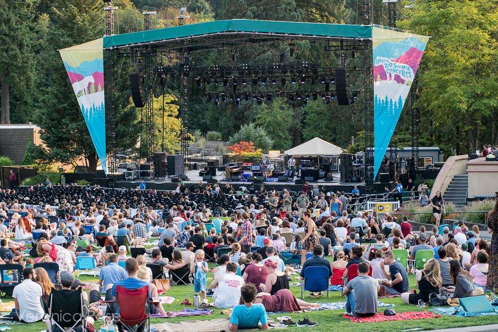 Phoebe Bridgers, Oregon Zoo Amphitheatre, photo by Veronica Rose