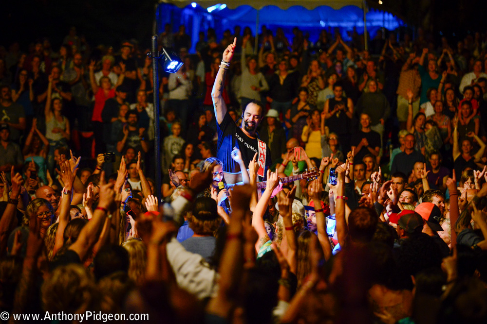 Michael Franti, Edgefield Amphitheater, photo by Anthony Pidgeon