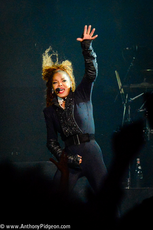Janet Jackson, Moda Center, Rose Quarter, photo by Anthony Pidgeon