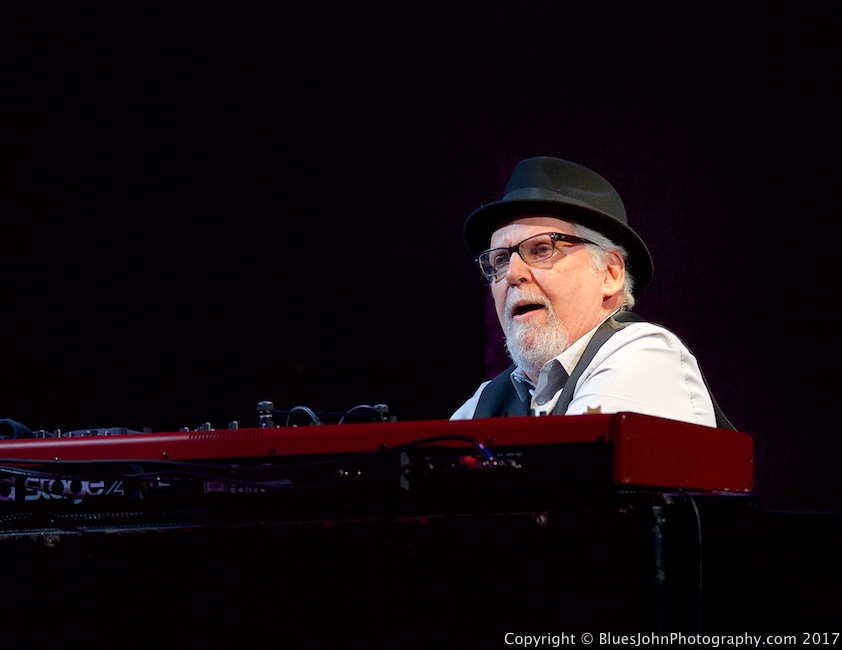 Joe Bonamassa, Arlene Schnitzer Concert Hall, Portland'5 Centers for the Arts, photo by John Alcala