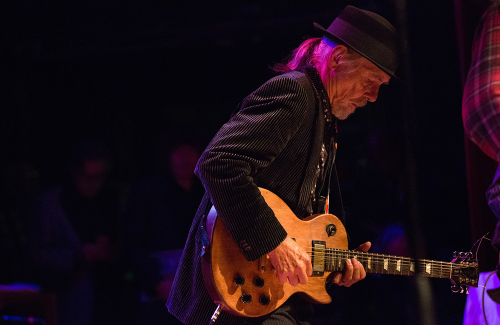 Freak Mountain Ramblers, Fernando Viciconte, Aladdin Theater, Oregon Music Hall of Fame, photo by Joe Duquette