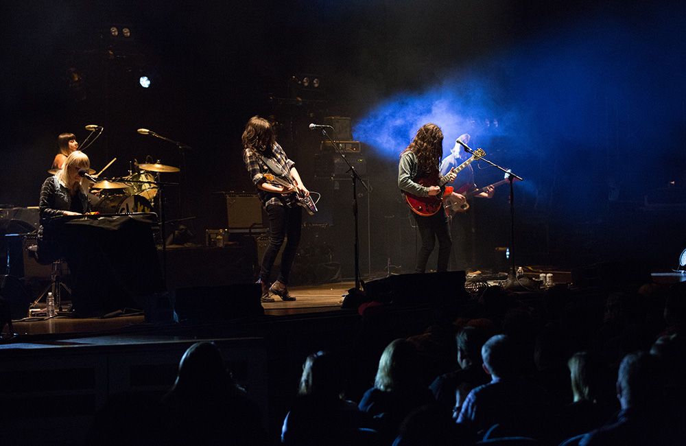 Courtney Barnett, Kurt Vile, Arlene Schnitzer Concert Hall, photo by Joe Duquette