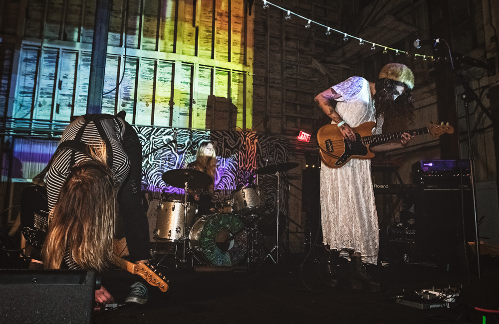 BlackWater HolyLight, Lose Yr Mind, photo by Autumn Andel