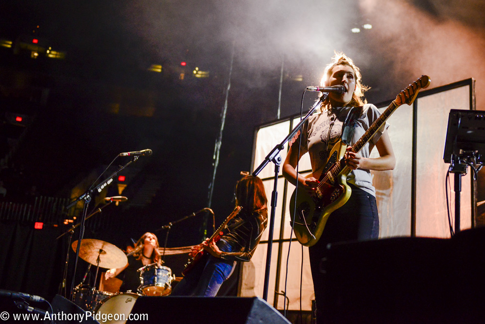 Warpaint, Moda Center, Rose Quarter, photo by Anthony Pidgeon