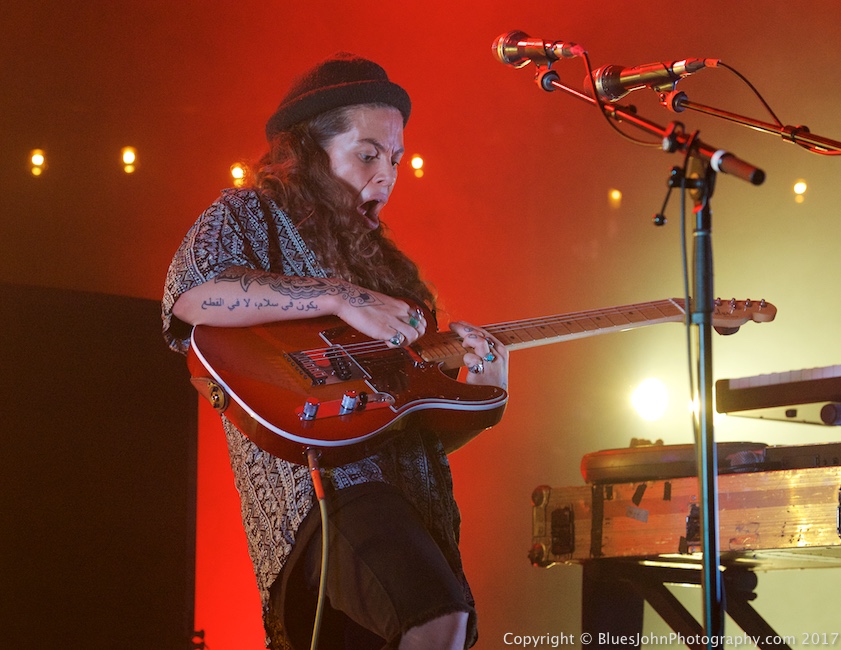 Tash Sultana, Wonder Ballroom, photo by John Alcala