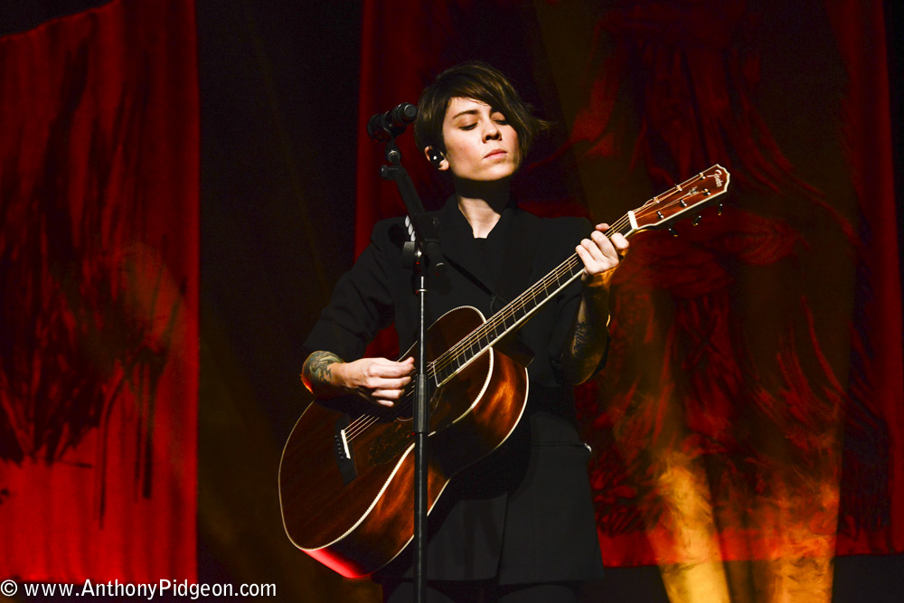 Tegan and Sara, Revolution Hall, photo by Anthony Pidgeon
