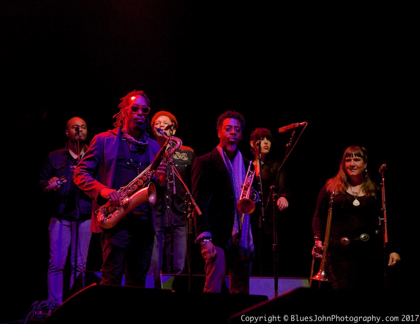 Tedeschi Trucks Band, Keller Auditorium, Portland'5 Centers for the Arts, photo by John Alcala