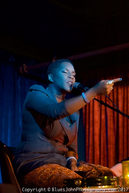 Liv Warfield, Jack London Revue, photo by John Alcala