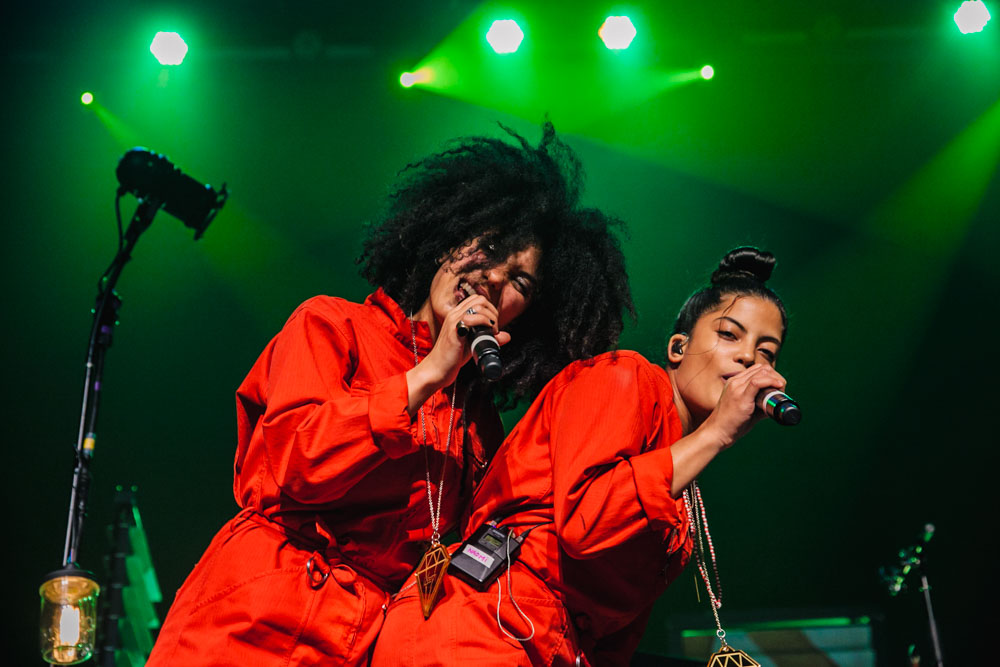 Ibeyi, Revolution Hall, photo by Tojo Andrianarivo