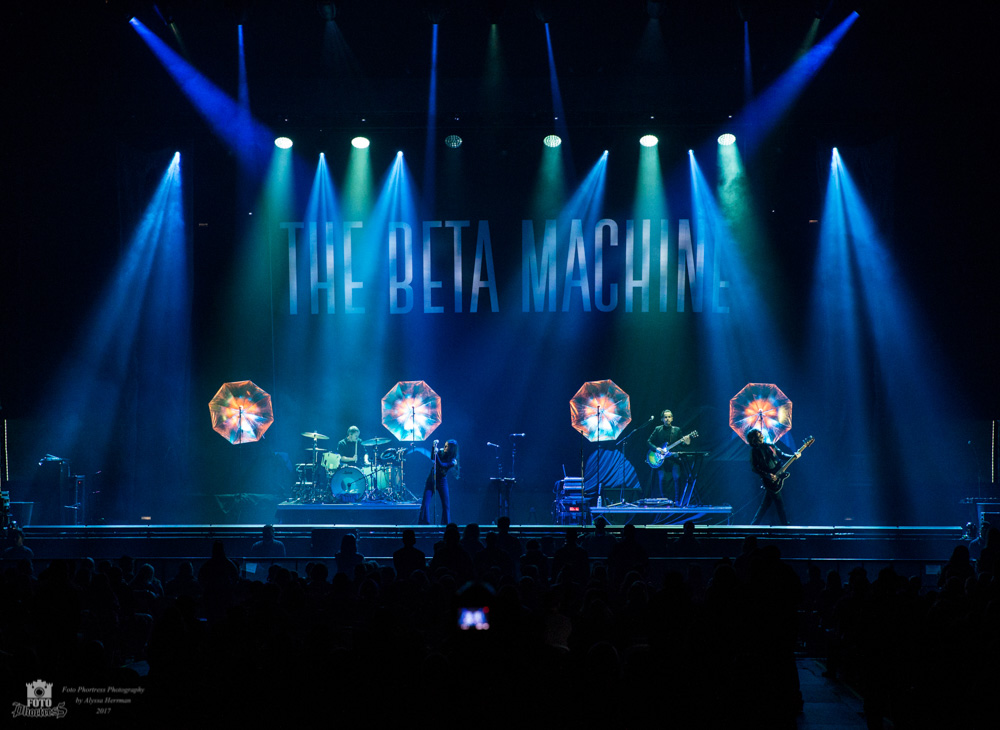 The Beta Machine, Veterans Memorial Coliseum, Rose Quarter, photo by Alyssa Herrman