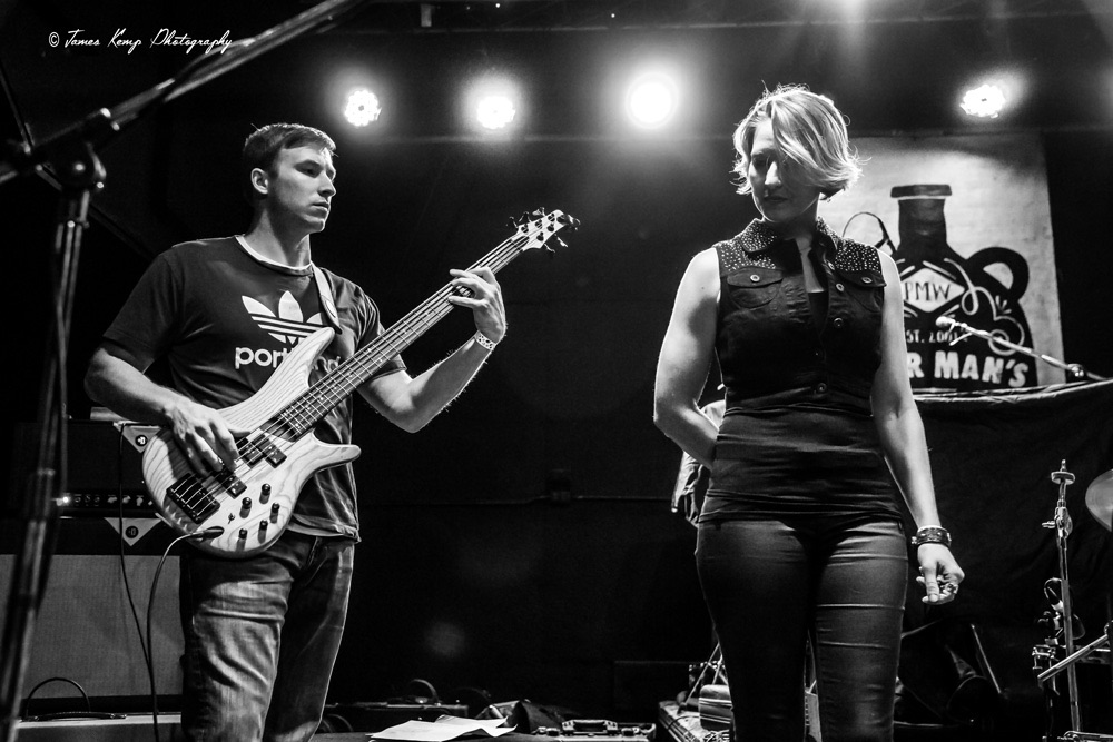 Terri Lynn Davis, Hawthorne Theatre, photo by James Kemp