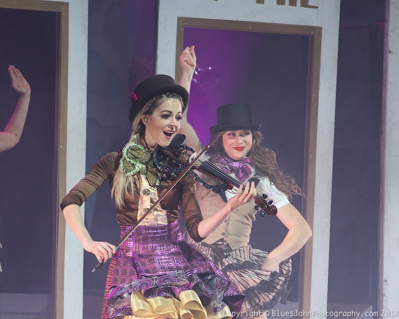 Lindsey Stirling, Arlene Schnitzer Concert Hall, photo by John Alcala