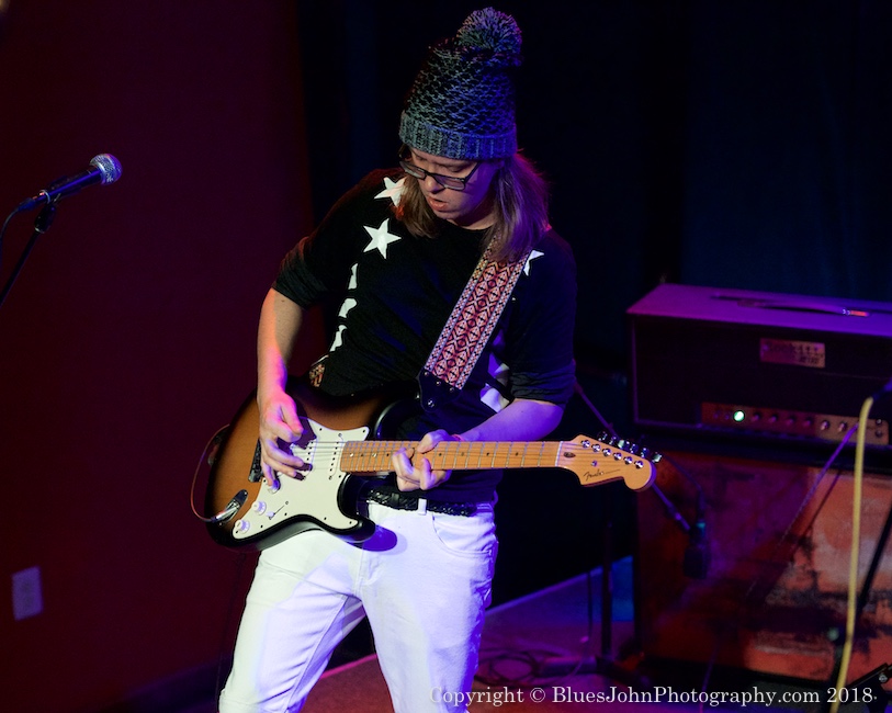 LiquidLight, Mississippi Studios, photo by John Alcala