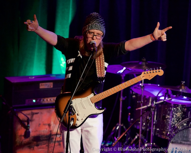 LiquidLight, Mississippi Studios, photo by John Alcala