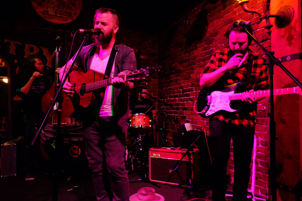 White Eagle Saloon, Portland's Folk Festival, photo by Various Photographers
