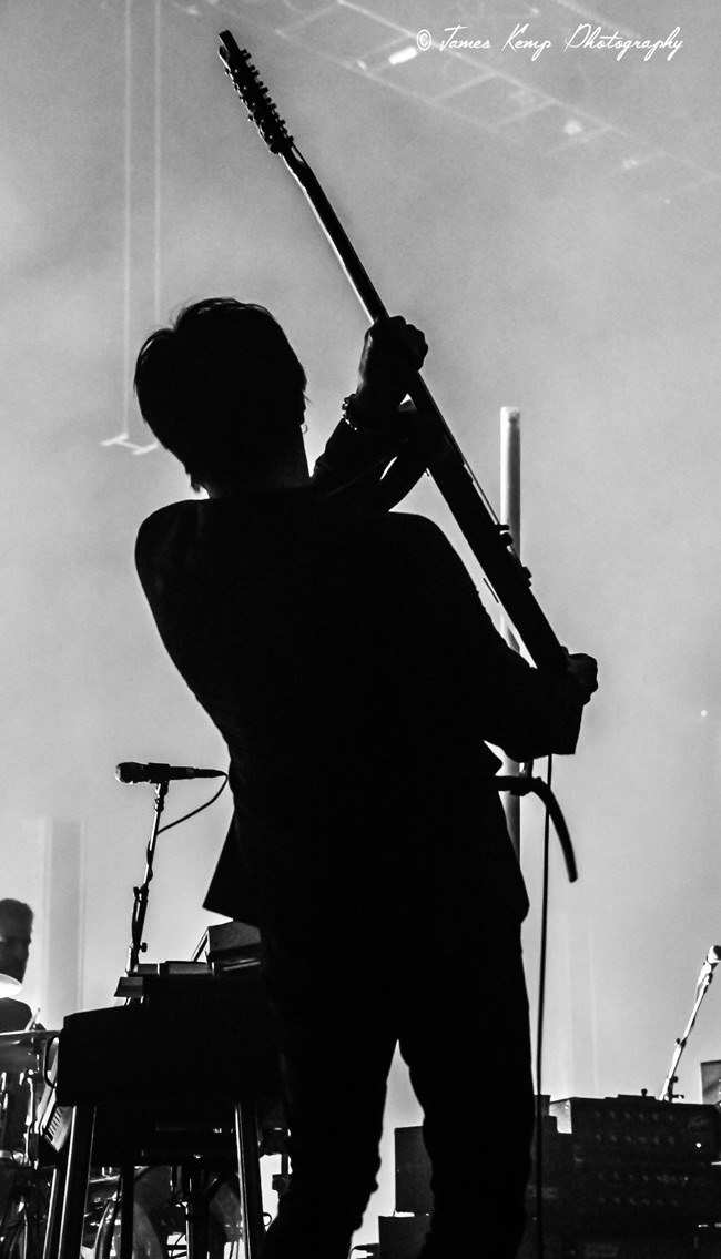 Queens of the Stone Age, Veterans Memorial Coliseum, Rose Quarter, photo by James Kemp