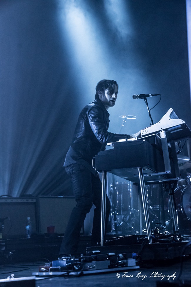 Queens of the Stone Age, Veterans Memorial Coliseum, Rose Quarter, photo by James Kemp