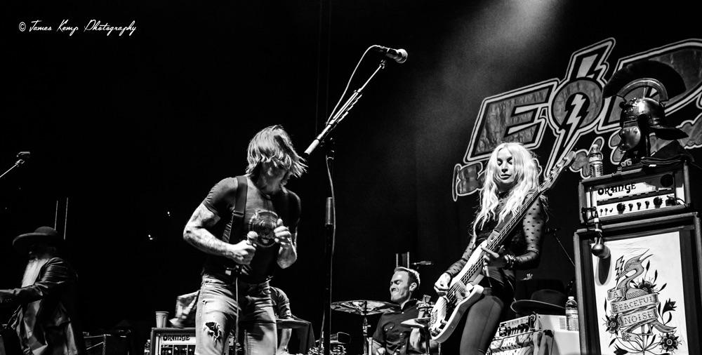 Eagles of Death Metal, Veterans Memorial Coliseum, Rose Quarter, photo by James Kemp