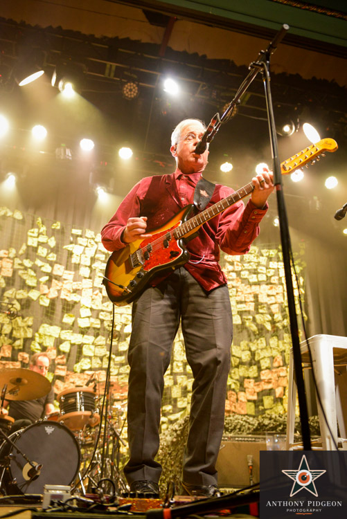 Bruce Cockburn, Aladdin Theater, photo by Anthony Pidgeon
