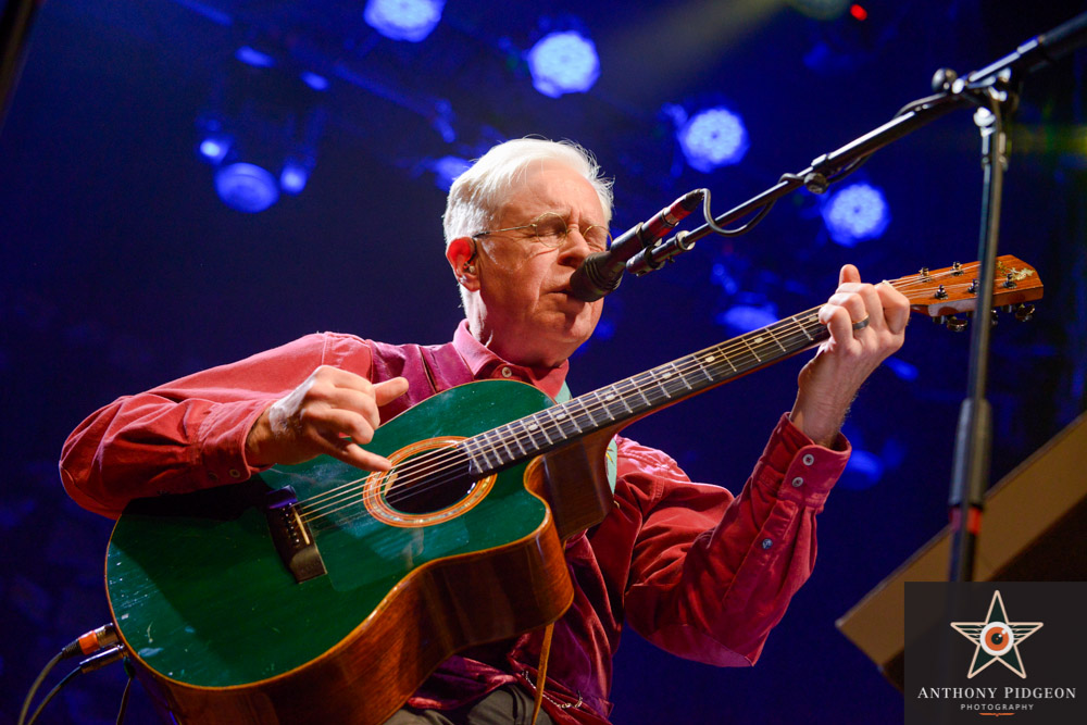 Bruce Cockburn, Aladdin Theater, photo by Anthony Pidgeon