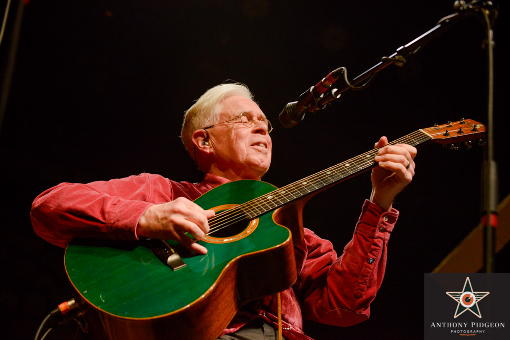 Bruce Cockburn, Aladdin Theater, photo by Anthony Pidgeon
