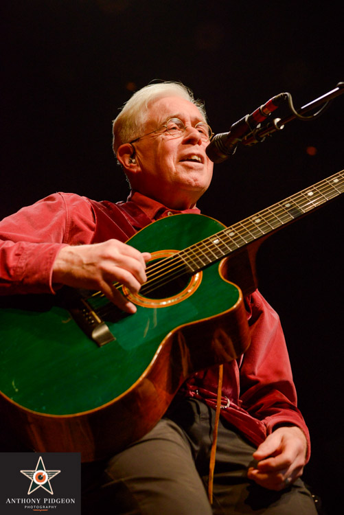 Bruce Cockburn, Aladdin Theater, photo by Anthony Pidgeon