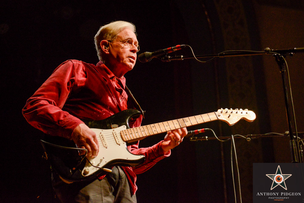Bruce Cockburn, Aladdin Theater, photo by Anthony Pidgeon