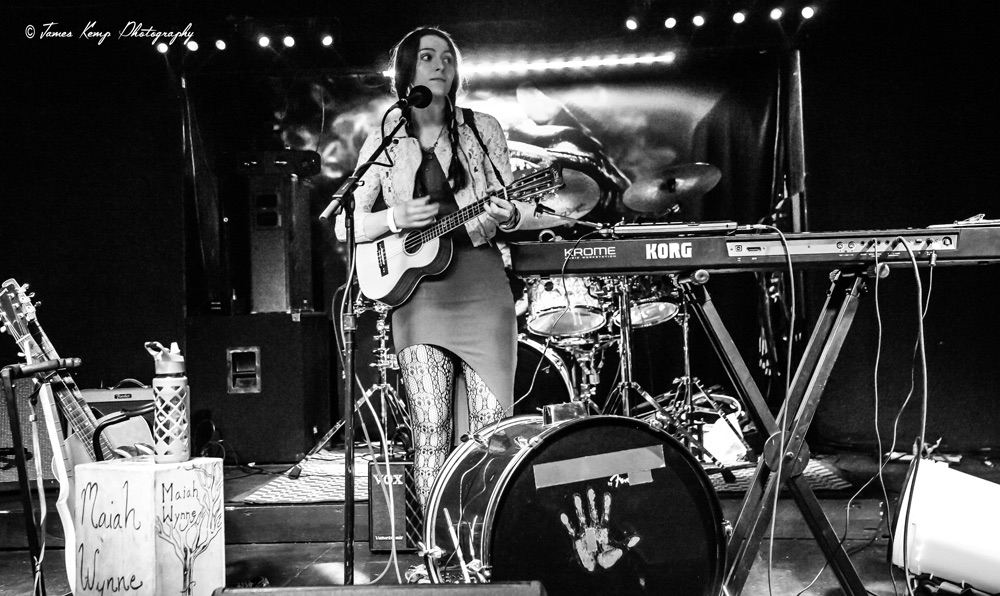 Maiah Wynne, The Analog Cafe [CLOSED], photo by James Kemp