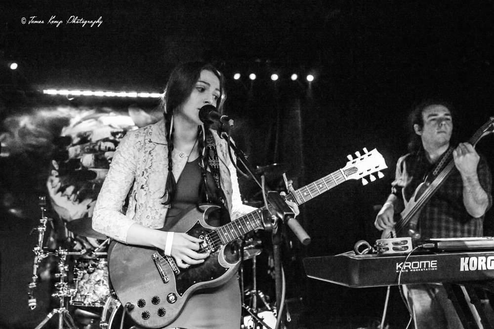 Maiah Wynne, The Analog Cafe [CLOSED], photo by James Kemp