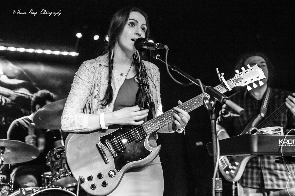 Maiah Wynne, The Analog Cafe [CLOSED], photo by James Kemp