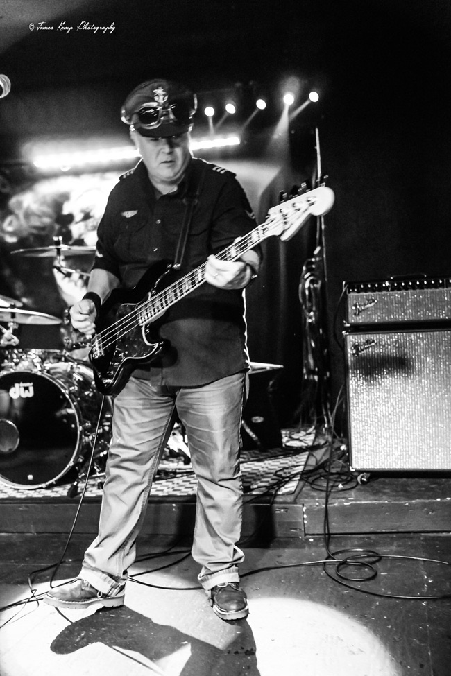 The Bar Pilots, The Analog Cafe [CLOSED], photo by James Kemp