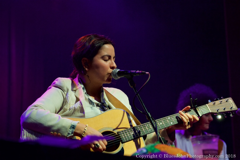 Bermuda Triangle, Aladdin Theater, photo by John Alcala