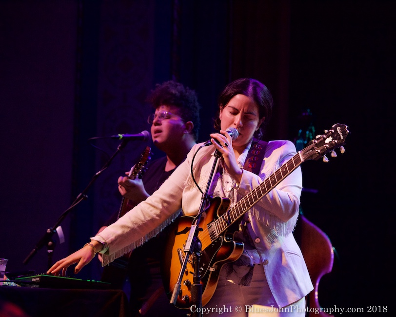 Bermuda Triangle, Aladdin Theater, photo by John Alcala