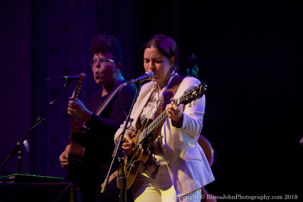 Bermuda Triangle, Aladdin Theater, photo by John Alcala