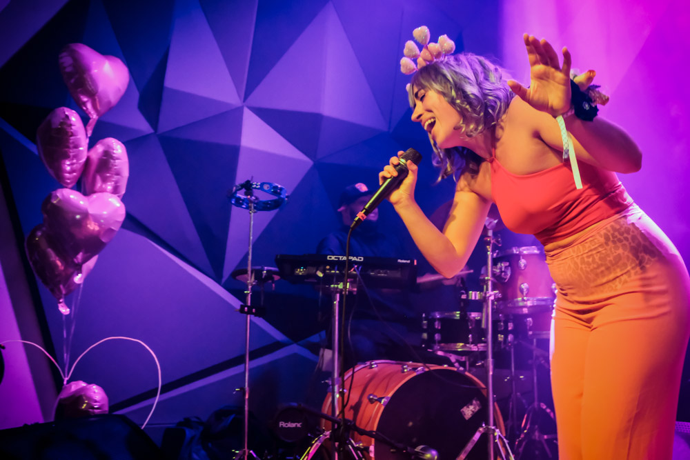 Reva DeVito, Holocene, photo by Tojo Andrianarivo