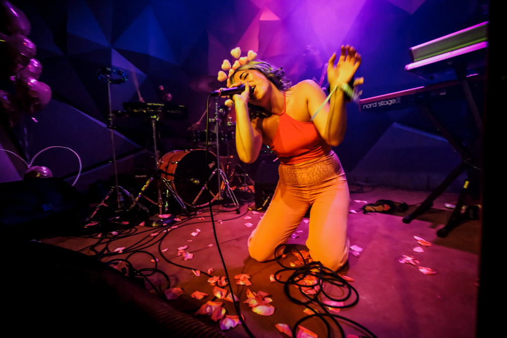 Reva DeVito, Holocene, photo by Tojo Andrianarivo