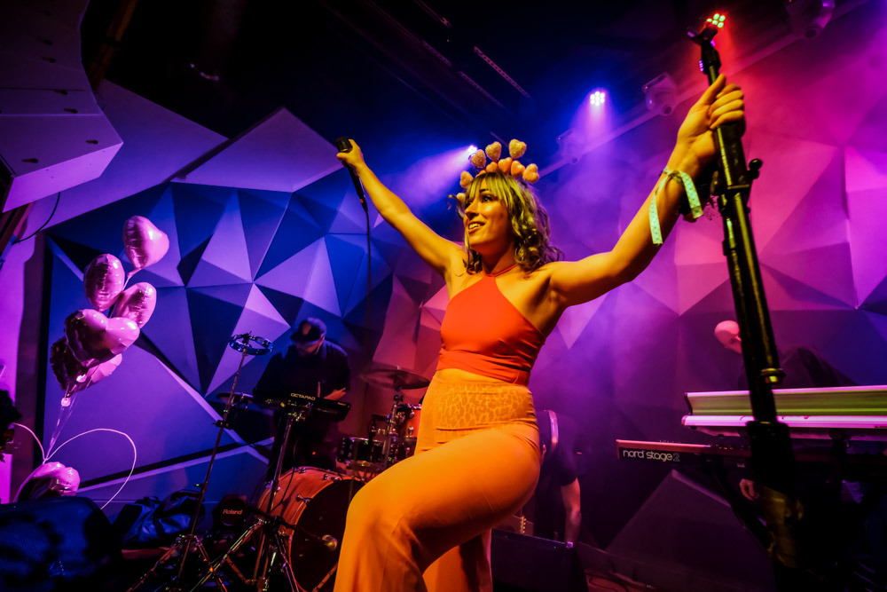 Reva DeVito, Holocene, photo by Tojo Andrianarivo