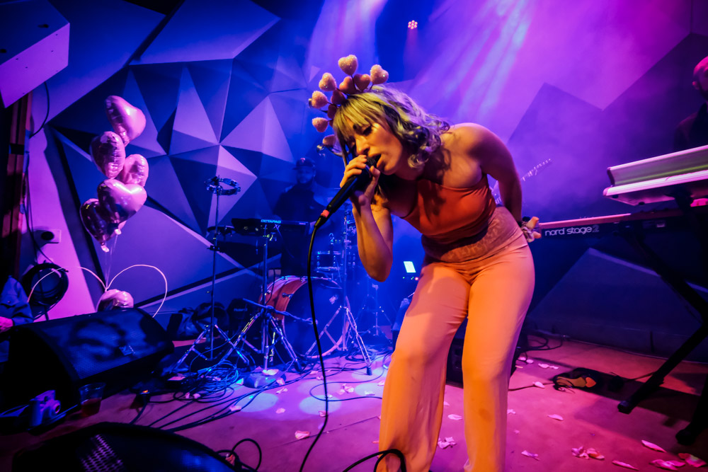 Reva DeVito, Holocene, photo by Tojo Andrianarivo