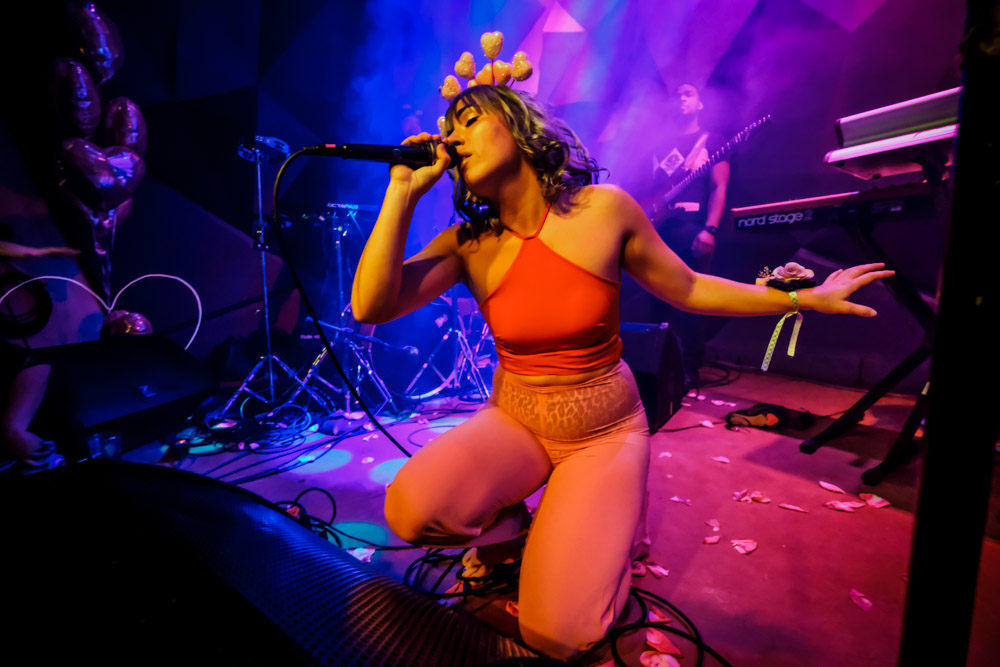 Reva DeVito, Holocene, photo by Tojo Andrianarivo