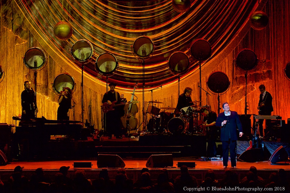 k.d. lang, Arlene Schnitzer Concert Hall, Portland'5 Centers for the Arts, photo by John Alcala