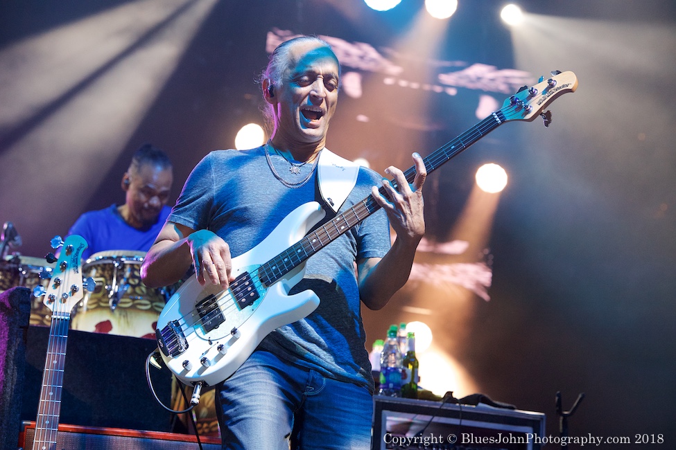 Santana, Veterans Memorial Coliseum, Rose Quarter, photo by John Alcala