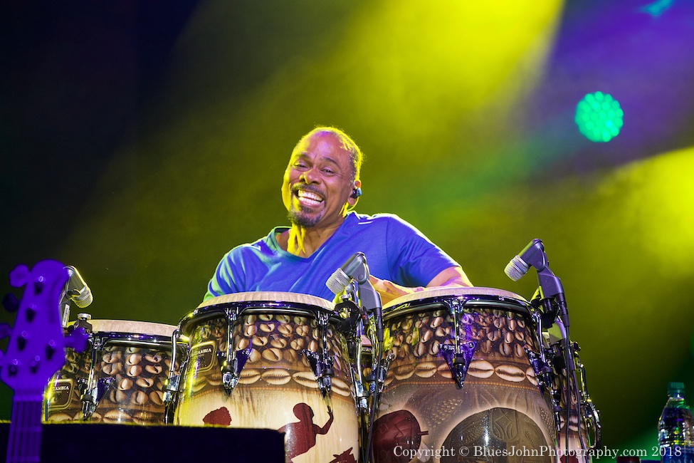 Santana, Veterans Memorial Coliseum, Rose Quarter, photo by John Alcala